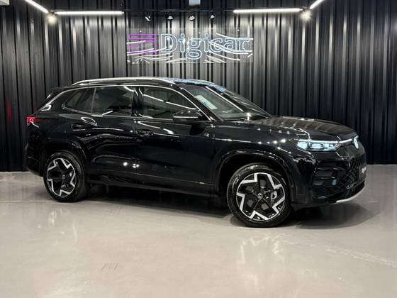 VOLKSWAGEN TIGUAN 2.0 350 TSI GASOLINA R-LINE 4MOTION AUTOMÁTICO VOLKSWAGEN TIGUAN 2.0 350 TSI GASOLINA R-LINE 4MOTION AUTOMÁTICO